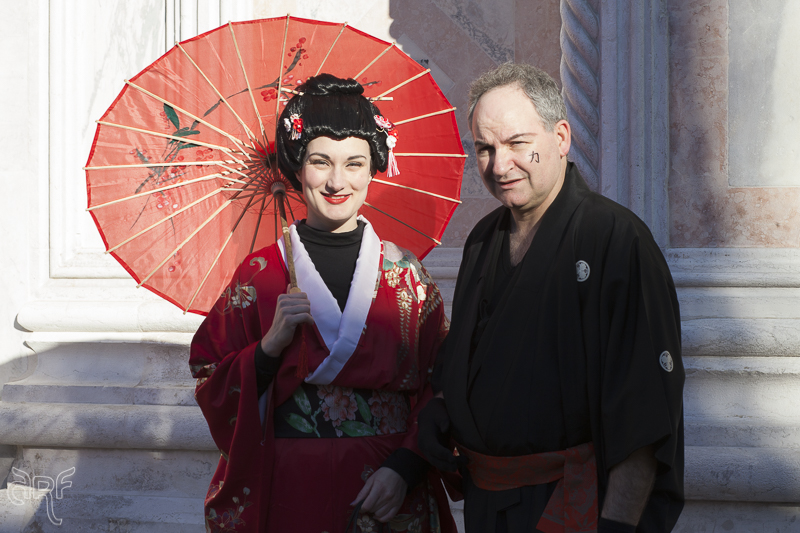 Venice: couple in Japanese costume