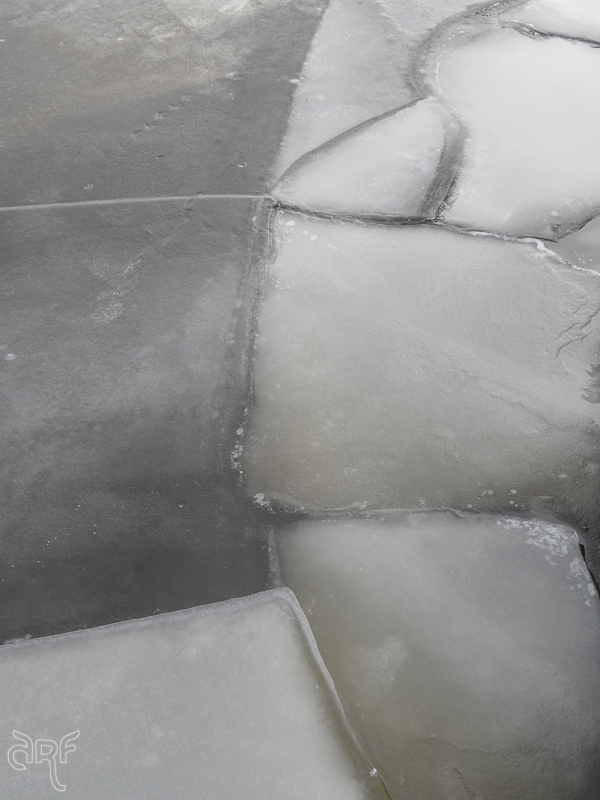 geometrics in thawing ice II