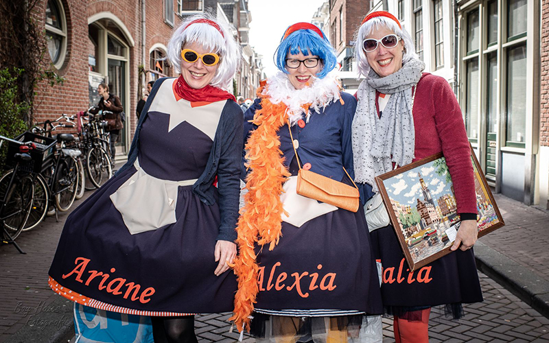 three prinsesses in the streets of the Jordaan, Amsterdam