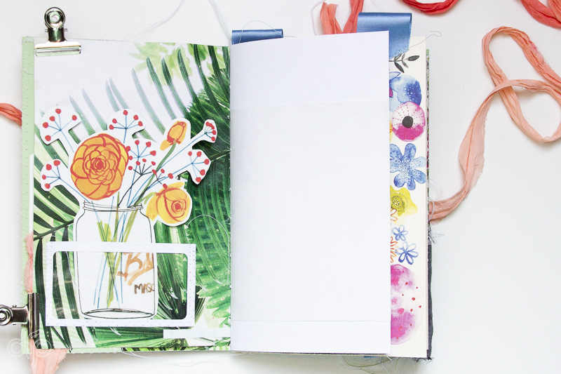 Page with floral illustration Flow Magazine journal Saudade